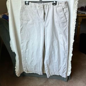 Lt khaki capris